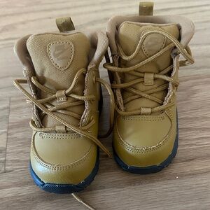 Kids Tan Nike Boots